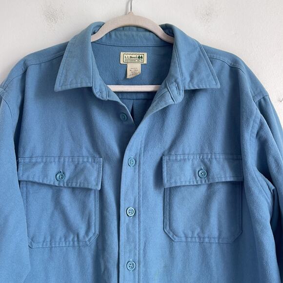 L. L. Bean 100% cotton flannel long sleeve button down shirt sz XLT (tall) - Picture 2 of 7